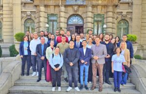 Grad Niš grad omladine : Dijalog povodom izrade strategije za mlade predstavnika grada i omladinskih organizacija Grad Niš i organizacije civilnog društva