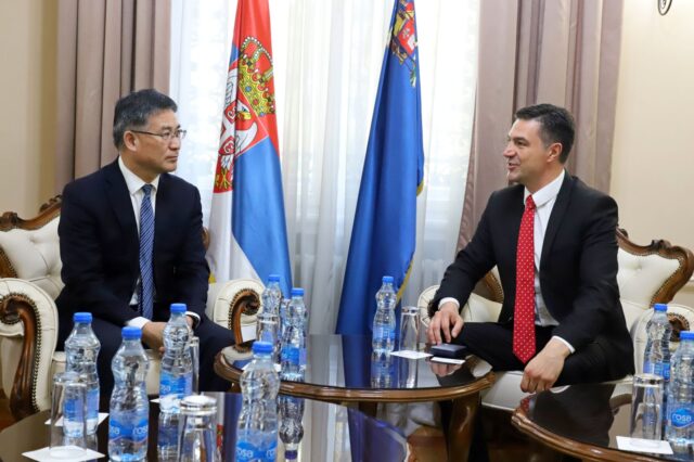 Jučing i Dragoslav Pavlović