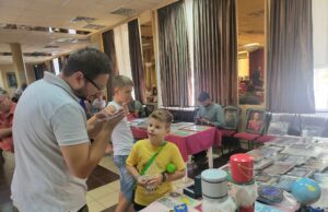 Blago prošlosti na jednom mestu. Niški Sajam kolekcionarstva okupio veliki broj ljubitelja starina i izlagača Niški Sajam kolekcionarstva