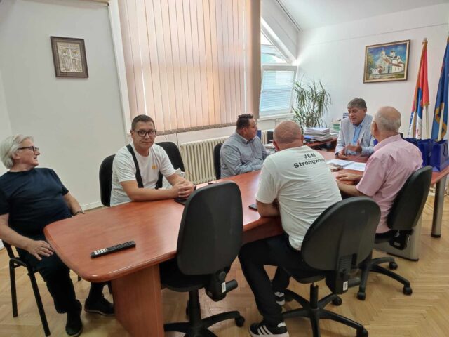 Prijem za delegaciju iz Kavadaraca