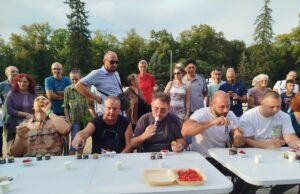 Ljutu izazov u Niškoj Banji: Stefan Ivanović pojeo smrtonosnu papriku i odneo pobedu! Takmičenje Čili Fest 2024.