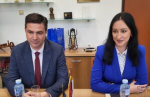 Ministarka Žarić Kovačević u Nišu. Status lokalne samouprave niškim gradskim opštinama olakšao bi finansiranje projekata Dragoslav Pavlović i Jelena Žarić Kovačević