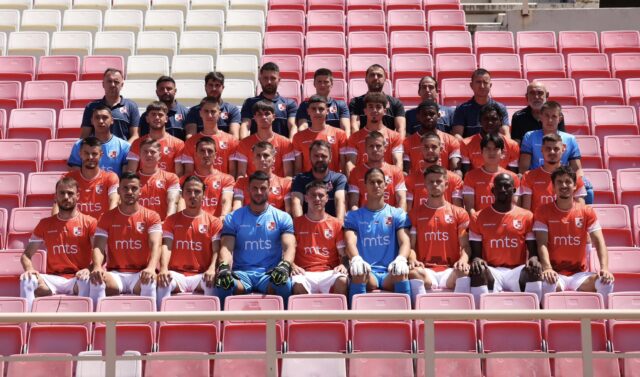 FK Radnički Niš FK Radnički Niš