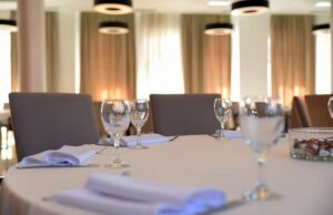 Hotel „Uni Elita Lux“ kod nas vaša proslava od nas jedinstvena i besplatna dekoracija Hotel Uni Elita Lux