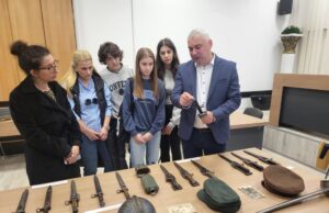 Jatagani, bajoneti i drugo oružje kojim je izvojevana sloboda od danas na izložbi Izložba Dva veka borbi za slobodu i 80 godina od oslobođenja Niša
