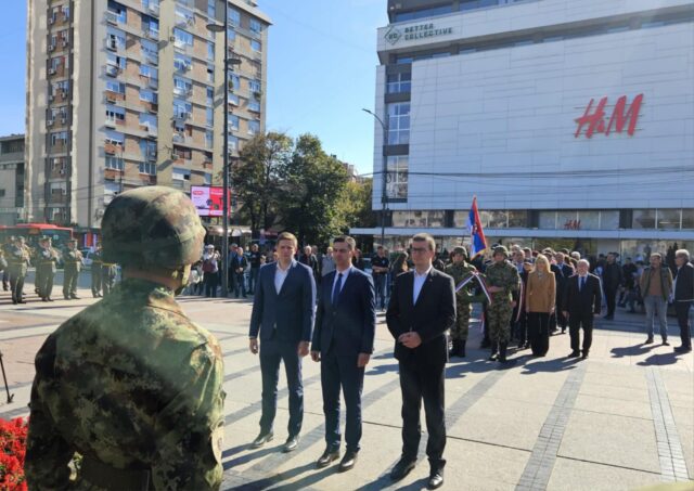 Polaganje venaca na Trgu kralja Milana Polaganje venaca na Trgu kralja Milana