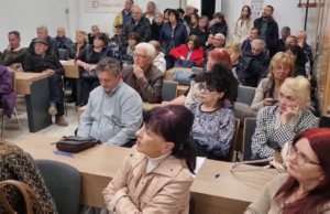 Nezadovoljstvo zbog načina isplate zaostalih zarada. Ekonomski pokret traži izmene ili stavljanje van snage donete odluke Tribina Ekonomskog pokreta