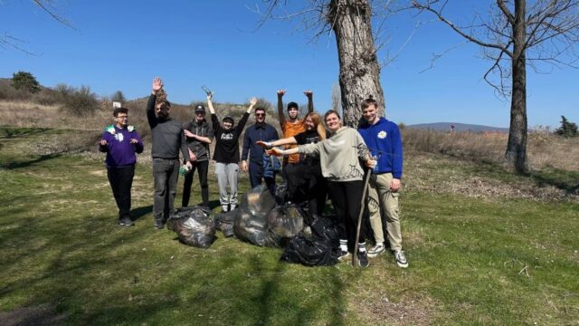 1 oblacinsko-jezero-ciscenje-2-1170x658