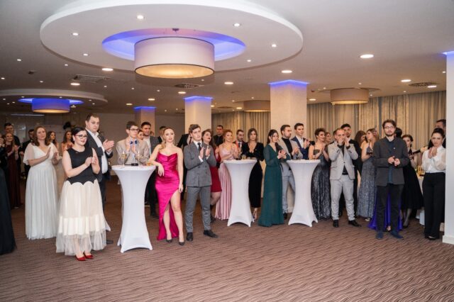 Dobrotvorni novogodišnji bal