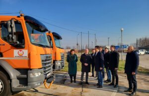 JKP ,,Mediana“ bogatija za 12 novih komunalnih vozila Gradonačelnik u obilasku JKP Mediane