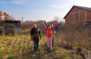 Najlepše vesti za kraj godine: Stevanovićima kupljen plac za izgradnju kuće! Porodica Stevanović