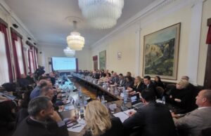 Privredna komora Niš nagradila najbolja preduzeća. Preduzetnici tražili formiranje Privredno-ekonomskog saveta Privredna komora Niš