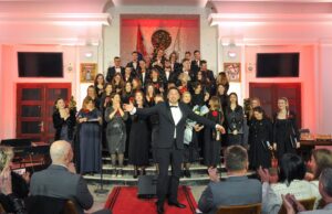 Akademski hor SKC-a održao tradicionalni Novogodišnji koncert SKC