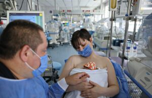 TAKO MALI DA BI U SRCE STALI – MALI BORCI ZA VELIKE POBEDE UNICEF – poziva na podršku prevremeno rođenim bebama u Srbiji TAKO MALI DA BI U SRCE STALI