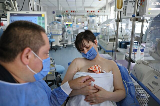 TAKO MALI DA BI U SRCE STALI