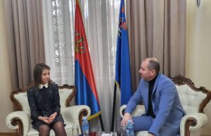 Niš se ponosi svetskom šampionkom u tenisu. Svečani prijem za 10-godišnju Višnju Višnja Mitić i Milan Milanov