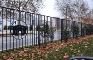 Uklanjaju se delovi zaštitnih ograda na bulevarima Zaštitna ograda