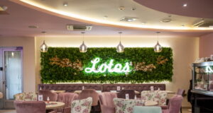 Dolazi vreme slava ,prepustite pripremanje torti i sitnih kolača nama „Caffe-Poslastičara Lotos“ Caffe-Poslastičara Lotos