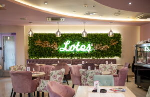 Dolazi vreme slava ,prepustite pripremanje torti i sitnih kolača nama „Caffe-Poslastičara Lotos“ Caffe-Poslastičara Lotos