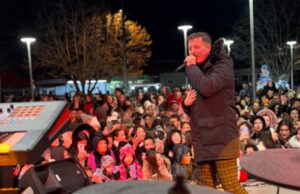 Pukovčani uz podelu paketića i nastupe folk pevača dočekali srpsku Novu godinu Milan Dinčić Dinča