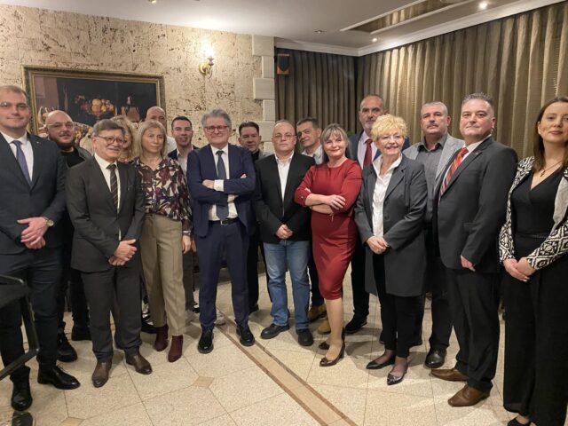 Pokret za decentralizaciju Srbije (PODES)