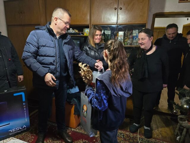 Poseta porodci Mitić