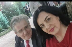 Dr Milić o Sotirovski: Poznajem je 20 godina, ona je dokaz da SNS sve opogani Dr Dragan Milić i Dragana Sotirovski