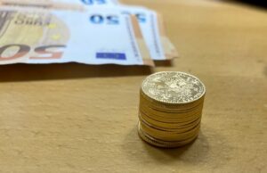 Uhapšena kriminalna grupa iz Niša i Vranja. Prokrijumčarili oko 80 migranata Evri i zlatnici