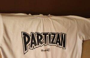 Na licitaciji majica sa potpisom Željka Obradovića. Nova akcija Lokalne fondacije Niš Majica sa potpisom Željka Obradovića