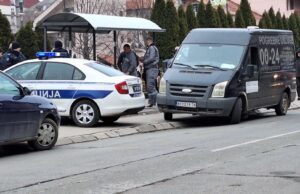 Muškarac umro na autobuskoj stanici u Duvaništu Muškarac umro na autobuskoj stanici u Duvaništu