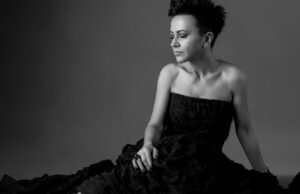 Početak proleća uz dva koncerta AMIRE MEDUNJANIN u Nišu! Amira Medunjanin