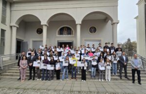 GO Medijana nagradila najbolje učenike i studente GO Medijana nagradila najbolje učenice i studente