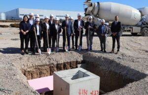 Novi investitor u Nišu: Nemačka kompanija BOGE otvara fabriku u radnoj zoni Sever 2 Kamen temeljac fabrike Boge