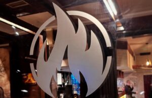 Doček Nove godine u Bubanjskom Ognju uz Miodraga Đokića Pinkova zvezda uz provod do zore Restoran Bubanjski Oganj