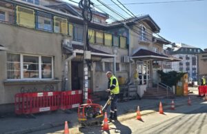 Sa lož-ulja na gas. Vrtić „Svitac”, Pošta i mesna zajednica priključuju se kotlarnici „Ratko Jović” Vrtić Svitac, Pošta i Mesna kancelarija