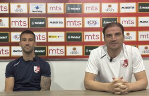 Fudbaleri Radničkog u ponedeljak gostuju Železničaru u Pančevu Radomir Milosavljević i Siniša Dobrašinović