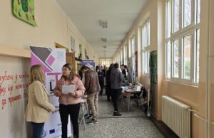 Sajam obrazovanja u OŠ Njegoš: IT smerovi najtraženiji, ali sve veće interesovanje i za zanate Sajam obrazovanja u OŠ Njegoš