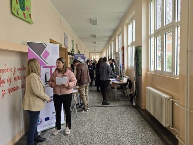 Sajam obrazovanja u OŠ Njegoš