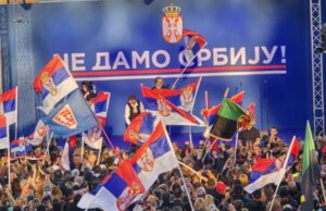 Predsednik Aleksandar Vučić se obraća iz sedišta SNS u 22 sata Aleksandar Vučić