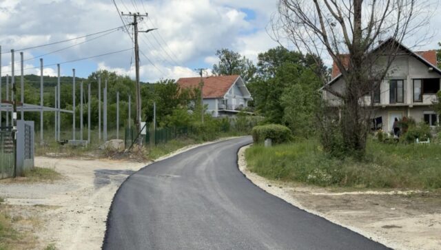 Asfaltiranje dve ulice u naselju Čamurlija Asfaltiranje dve ulice u naselju Čamurlija