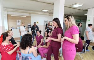 Druženje trudnica i babica: To je jedinstven poziv koji traži ono najlepše u ljudskom biću – humanost i predanost Druženje trudnica i babica