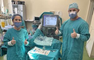 Klinika za očne bolesti UKC Niš dobila novi aparat za složene operacije katarakte i očnog dna Klinika za očne bolesti UKC Niš
