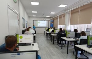 Niš radi na uvođenju pametnih autobuskih stajališta. Na jednom mestu – kad stiže autobus, kuda vodi… Pametna mobilnost u urbanim područjima