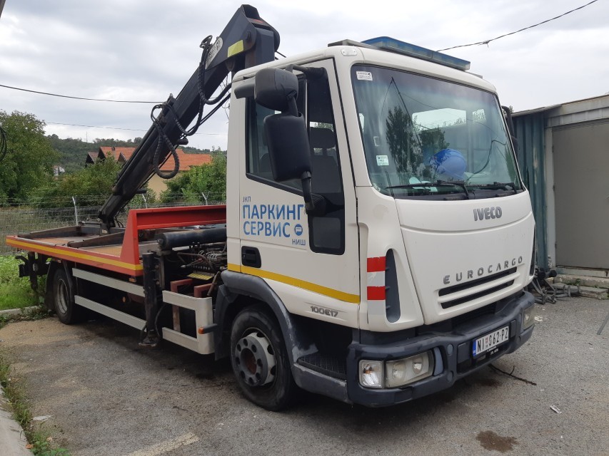 Parking servis Niš pauk vozilo