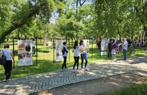 Ispred Arhiva otvorena izložba „Niš – grad stradanja, slobode i meraka” Izložba Istoriski arhiv