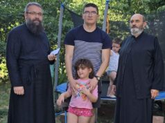 Eparhija niška uručila pomoć porodici iz Doljevca i poziva građane da pomognu maloj Jani Eparhija niška uručila pomoć porodici iz Doljevca