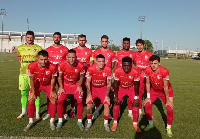 FK Radnički Niš FK Radnički Niš