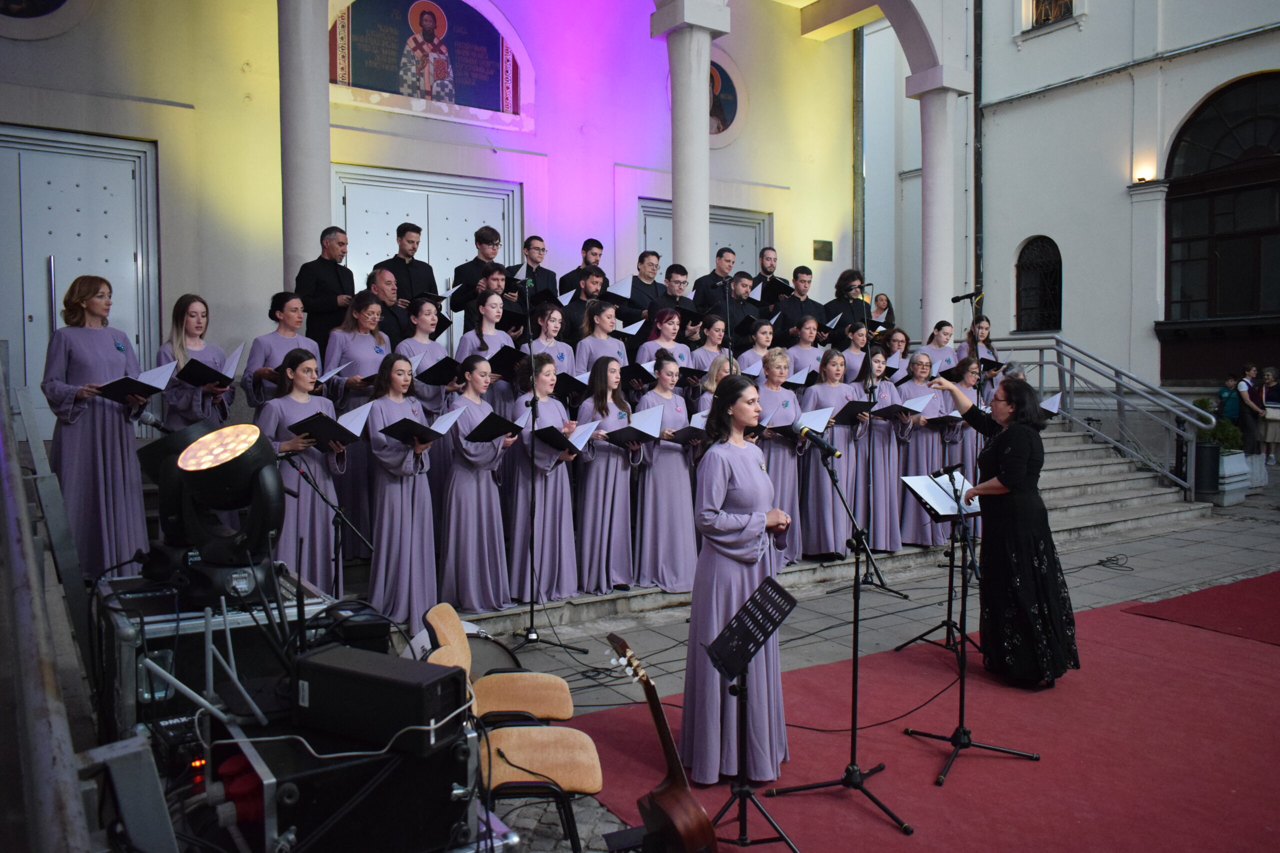 Niška crkvena-pevačka družina Branko
