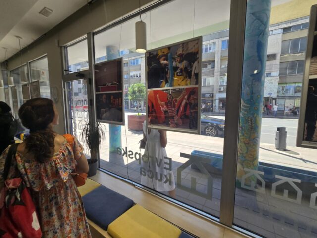 Otvorena izložba o sličnostima Beograda i Varšave u Evropskoj kući Otvorena izložba o sličnostima Beograda i Varšave u Evropskoj kući