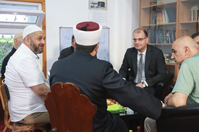 Predstavnici Grada Niša i opštine Medijana u Islam-aginoj džamiji u Nišu